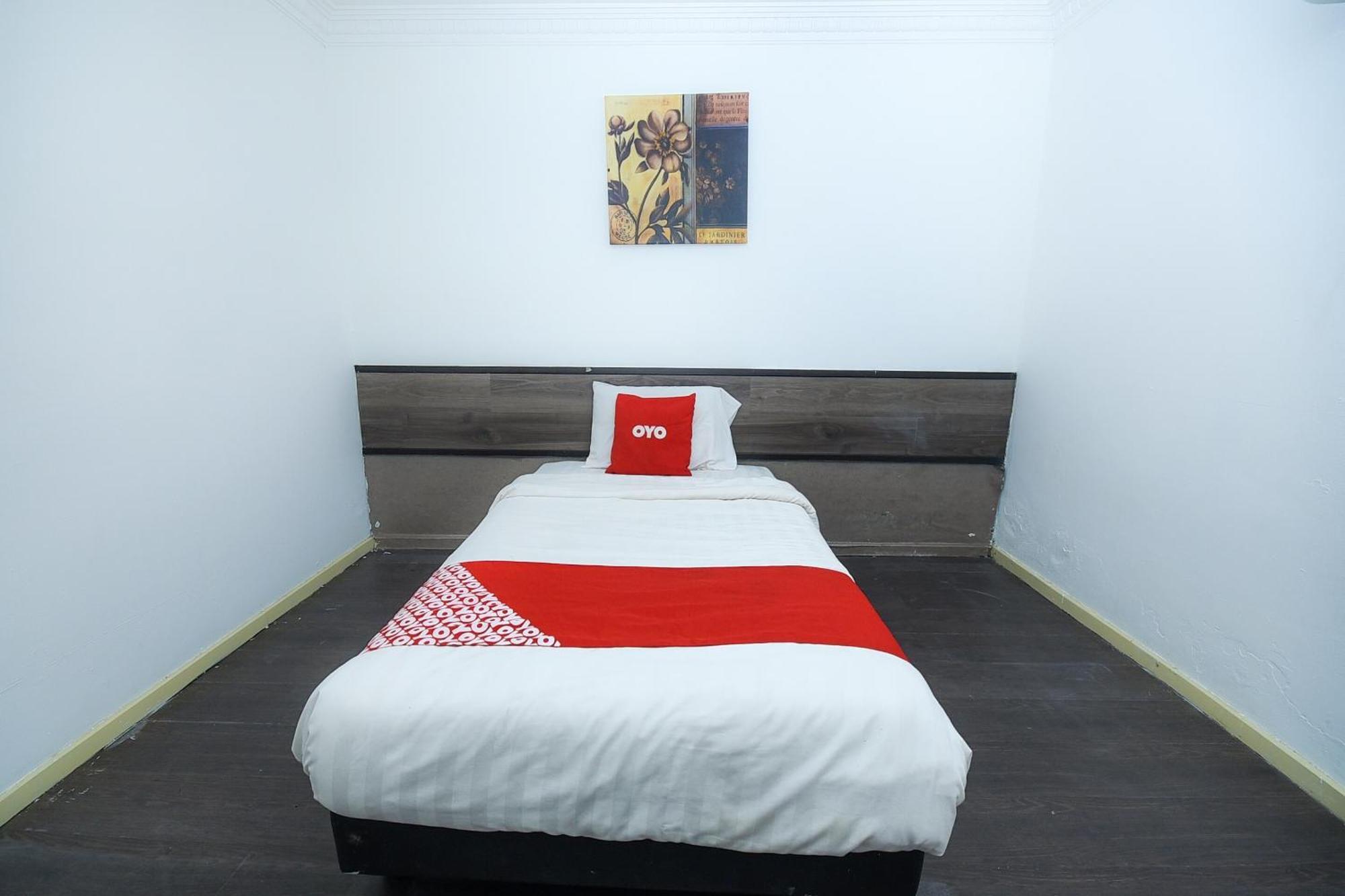 Oyo 90820 River Inn Miri Luaran gambar