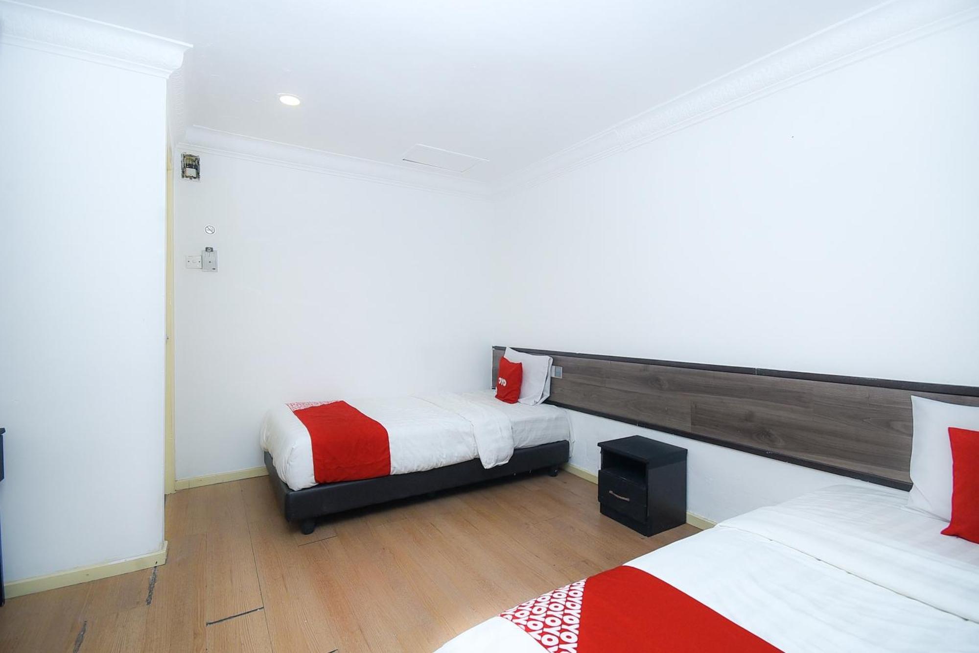 Oyo 90820 River Inn Miri Luaran gambar