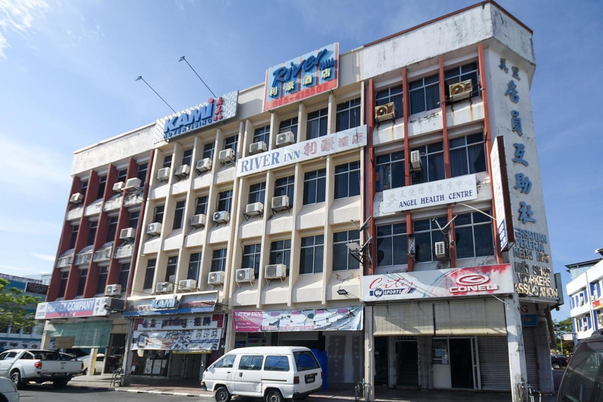 Oyo 90820 River Inn Miri Luaran gambar